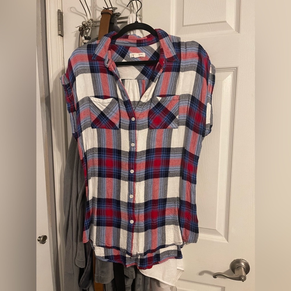 beachlunchlounge Button Down